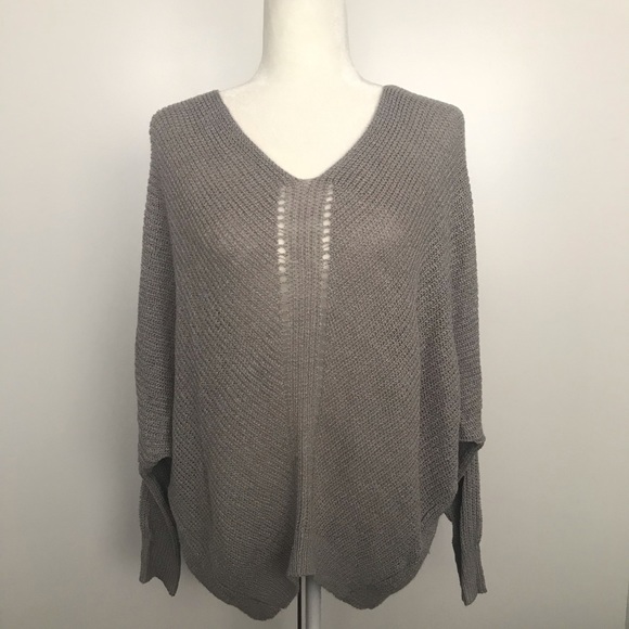 Woven Heart Sweaters - Woven Heart | Knit Batwing V-neck Sweater XL NWT
